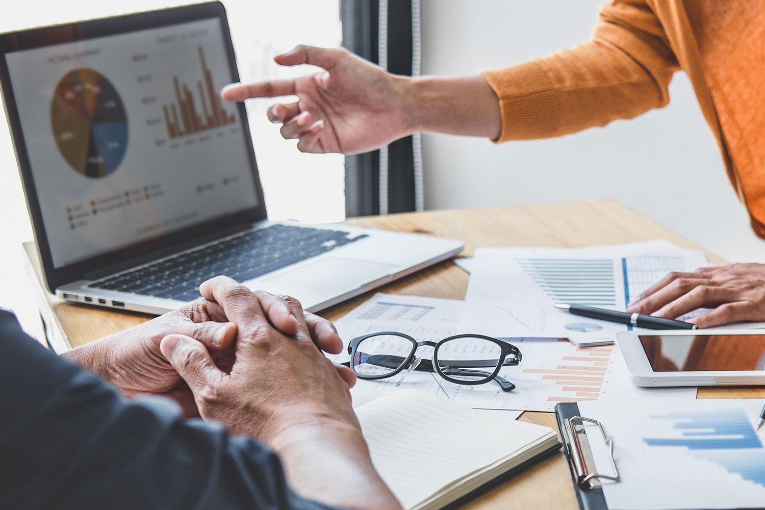 Pourquoi les usines à sites sont devenues des atouts stratégiques ?